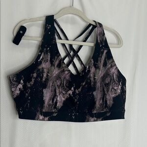 Old Navy power press Marble Pattern and plain black Sports Bra bundle size 3x